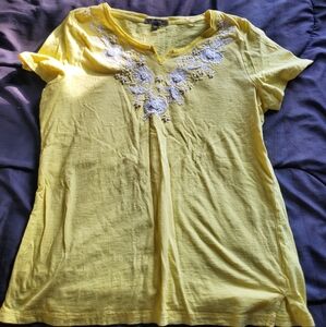women short sleeve yellow top with white stitched accent at neckline XL